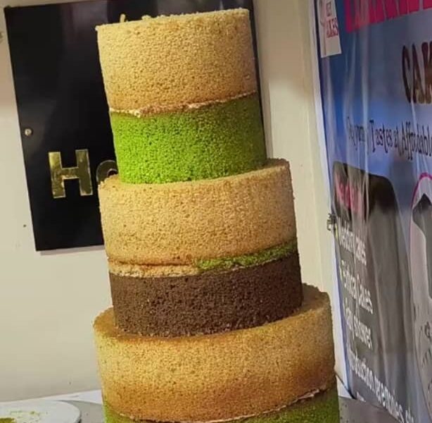 Wedding cake, anniversaries and introduction cakes