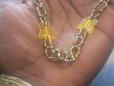 Waist beads